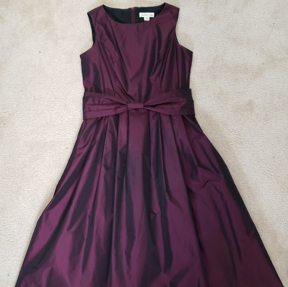 Gorgeous Taffeta Semi-Formal Midi Dress
